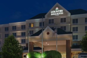 BWI Country Inn Exterior